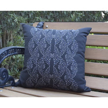 Load image into Gallery viewer, Ladwig Outdoor Square Pillow Cover &amp; Insert 20 x 20
