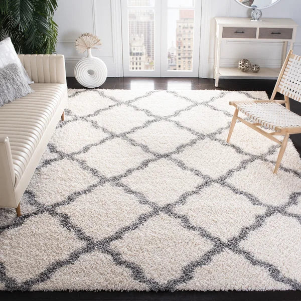 Lapidge Geometric Area Rug in Ivory/Gray 8' x 10'