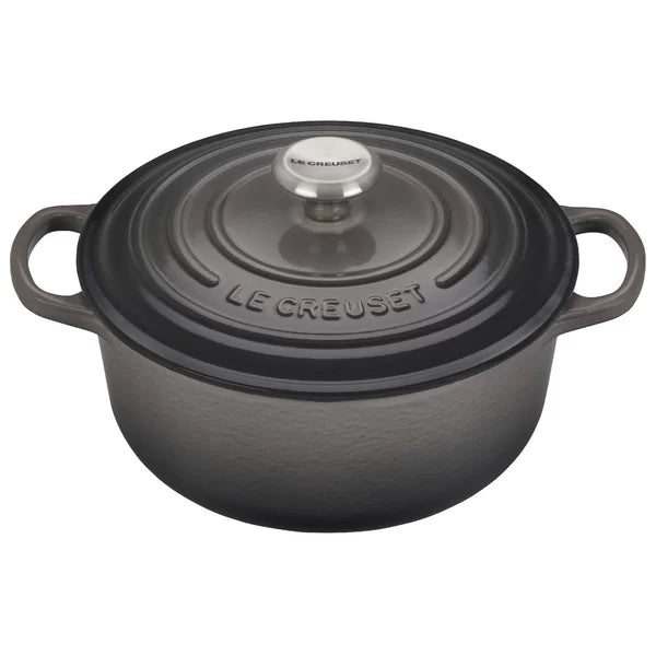 Le Creuset Signature Cast Iron Round Dutch Oven with Lid 3.5qt