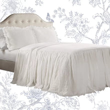 Load image into Gallery viewer, Lewis Microfiber Coverlet / Bedspread Set king
