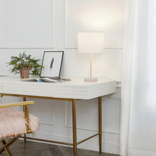 Load image into Gallery viewer, Lila 19&quot; Table Lamp
