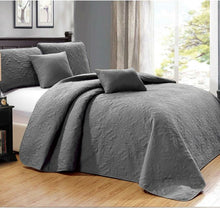 Load image into Gallery viewer, Full/Queen Gray Loken 5 Piece Reversible Quilt Set MRM297

