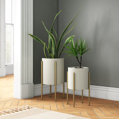 Manhasset 2-Piece Metal Pot Planter Set Cream/Gold 1018CDR