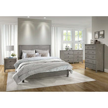 Load image into Gallery viewer, Mannion Solid Wood Platform Bed, King
