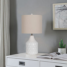 Load image into Gallery viewer, Martines 26&quot; Table Lamp

