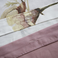 Load image into Gallery viewer, King Duvet Cover + 2 Shams Blush Maryann Duvet Cover Set (SB478)
