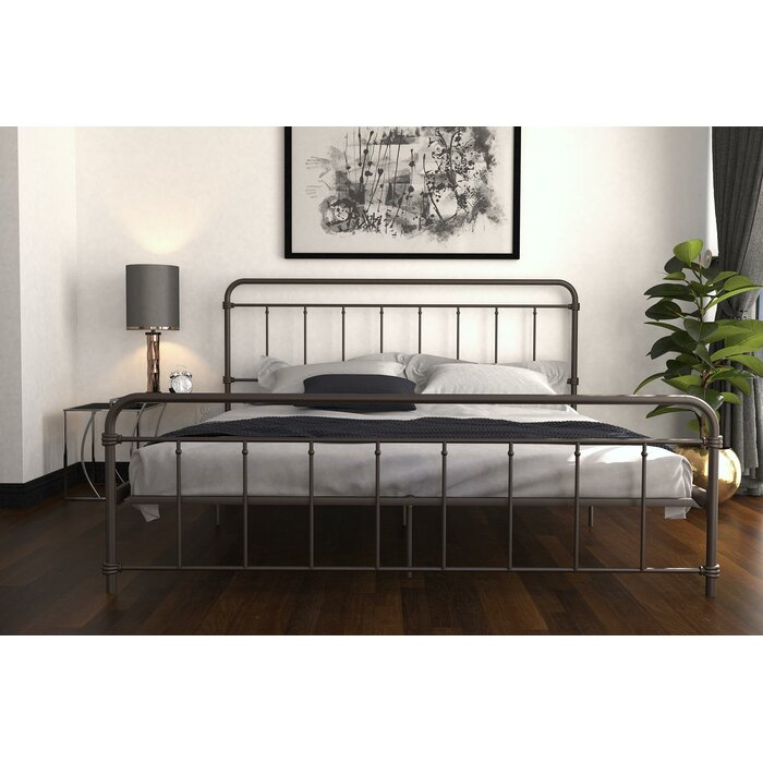 Matheney Platform Bed (King) #AD349