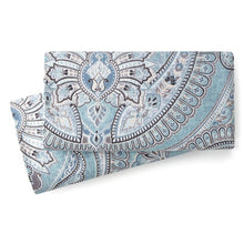 Load image into Gallery viewer, Queen Aqua Mcatee Paisley Pillow Case (Set of 2)
