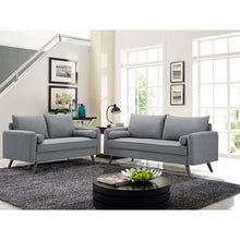 Load image into Gallery viewer, Mcelhaney 70.1&#39;&#39; Round Arm  Sofa MRM2426

