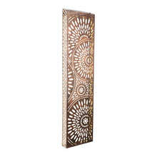 Load image into Gallery viewer, Metal Filigree Wall Panel Art with Circle Pattern
