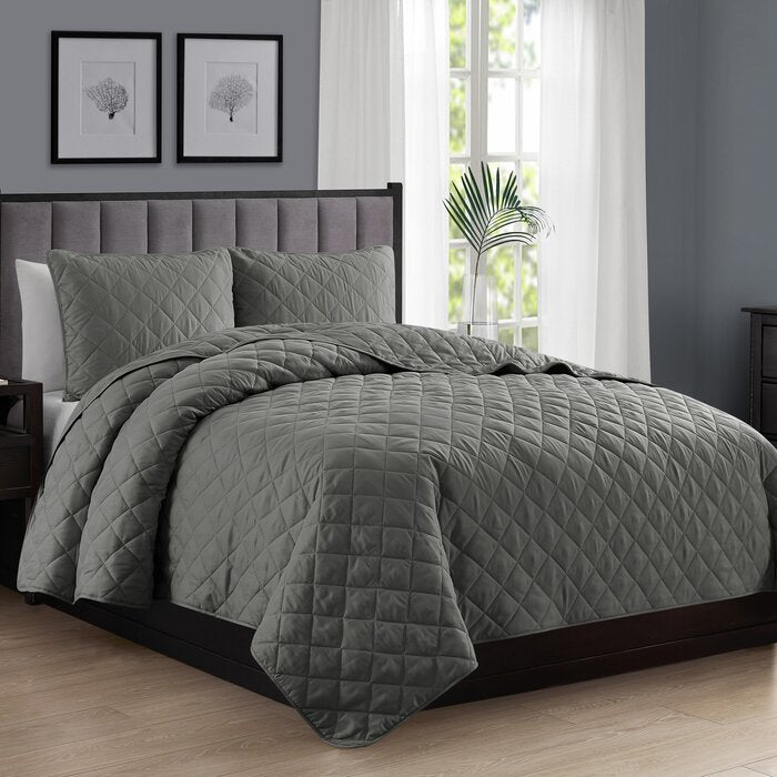 Full Microfiber Reversible Diamond Quilt Set