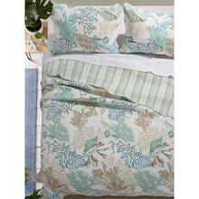 Load image into Gallery viewer, Moura Single Reversible Quilt 1370CDR
