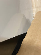 Load image into Gallery viewer, Sitka 60&quot; x 32&quot; Three Wall Alcove Acrylic Soaking Tub - Right Drain, 5748RR
