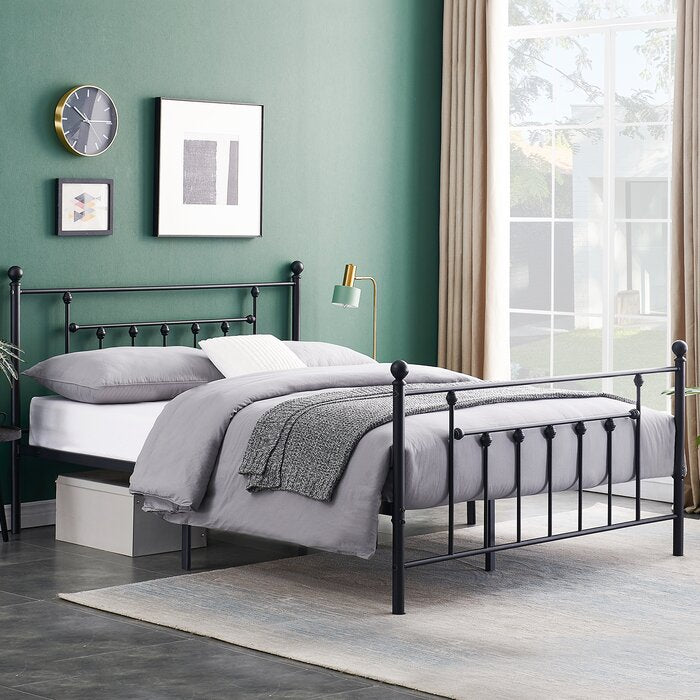 Queen Black Naquin Platform Bed (SB455)