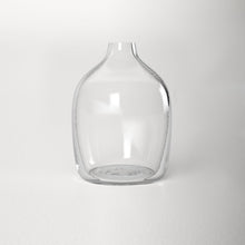 Load image into Gallery viewer, Neale Clear 6.3&#39;&#39; Glass Table Vase
