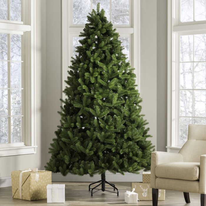 Newberry Spruce 7.5' Faux Spruce Christmas Tree