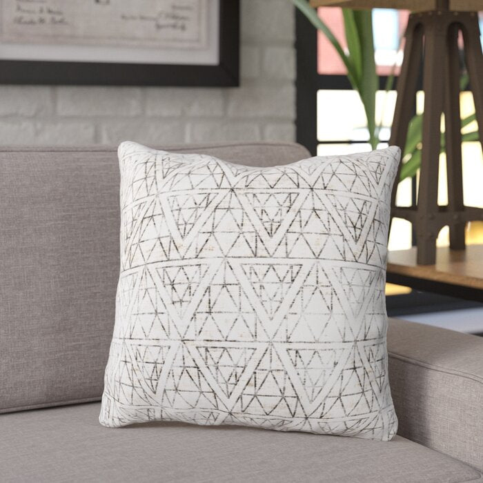 Aisha Indoor / Outdoor Geometric Throw Pillow (1418ND)