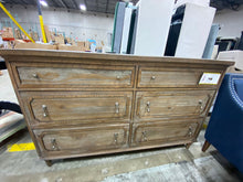 Load image into Gallery viewer, Clintwood 6 Drawer 64&#39;&#39; W Double Dresser
