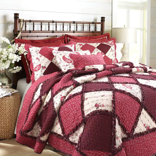 Pineiro Red 100% Cotton 180 TC Reversible Farmhouse / Country 3 Piece Quilt Set king