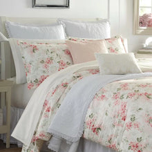 Load image into Gallery viewer, Pink Velvet Reversible Comforter Set twin
