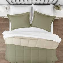 Load image into Gallery viewer, Powhattan Reversible 2 Piece QUEEN Comforter Set 4980RR
