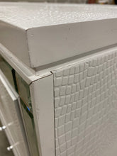 Load image into Gallery viewer, Alonza White Dresser
