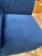 Load image into Gallery viewer, Pratt 5 - Piece Upholstered Sectional (Chair Only)
