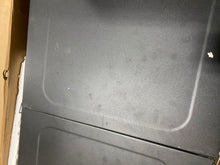 Load image into Gallery viewer, Griddle Razor 4 - Burner Liquid Propane 62000 BTU Gas Grill
