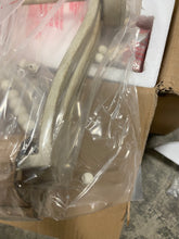 Load image into Gallery viewer, Speier 6 - Light Dimmable Wagon Wheel Chandelier
