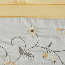 Load image into Gallery viewer, Raheem Cinnamon Microfiber Traditional 7 Piece Comforter Set cal king
