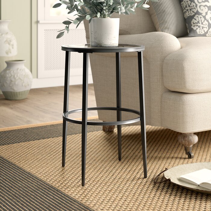 Rayna Black Glass Top End Table (MR63)