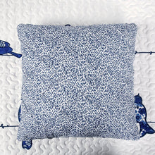 Load image into Gallery viewer, Recio Microfiber Reversible Farmhouse / Country 7 Piece Quilt Set, Full/Queen
