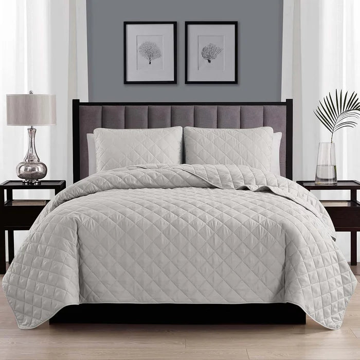 King Reversible Quilt Set