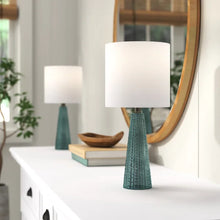 Load image into Gallery viewer, Robby 16&quot; Table Lamp Set (Set of 2)

