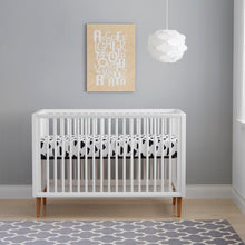 Load image into Gallery viewer, Roscoe 3 in 1 Convertible Crib MRM1482

