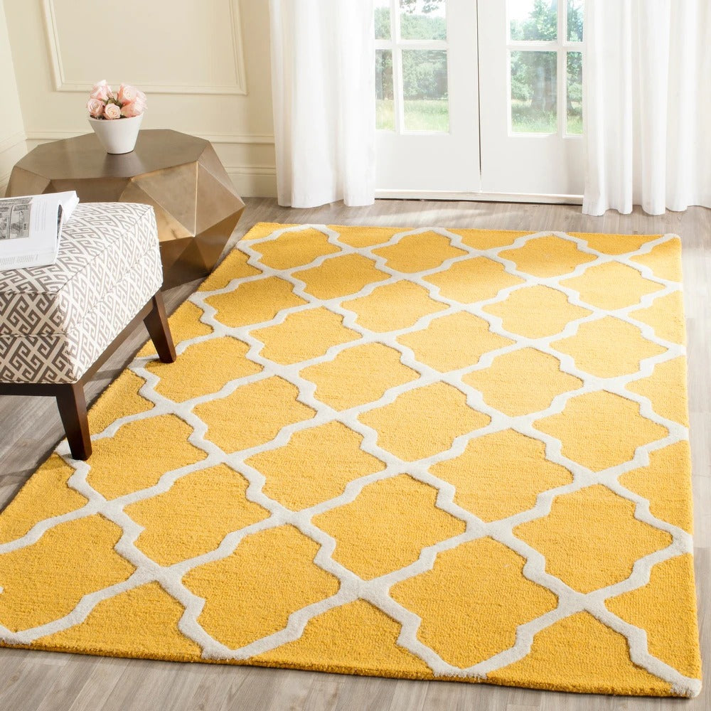 SAFAVIEH Handmade Cambridge Luisa Modern Moroccan Wool Rug - 6' x 9' - Gold/Ivory 6016RR