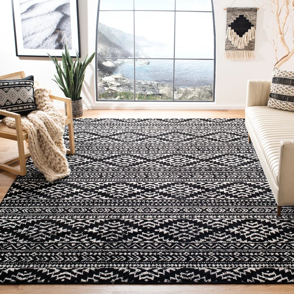 SAFAVIEH Tulum Bora Moroccan Boho Chic Area Rug - 6' x 9' - Black/Ivory