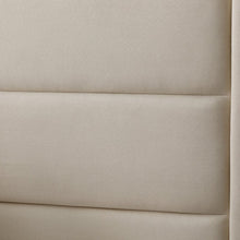 Load image into Gallery viewer, Scarlett Upholstered Low Profile Platform Bed, Twin
