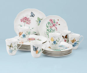 18-Piece Dinnerware Set
