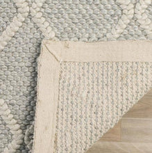 Load image into Gallery viewer, Natura Silver/Ivory 2 ft. x 3 ft. Geometric Area Rug Rectangle
