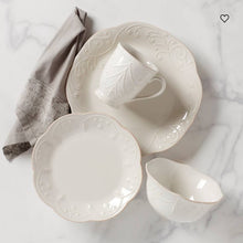 Load image into Gallery viewer, French Perle 4-Piece Place Setting
