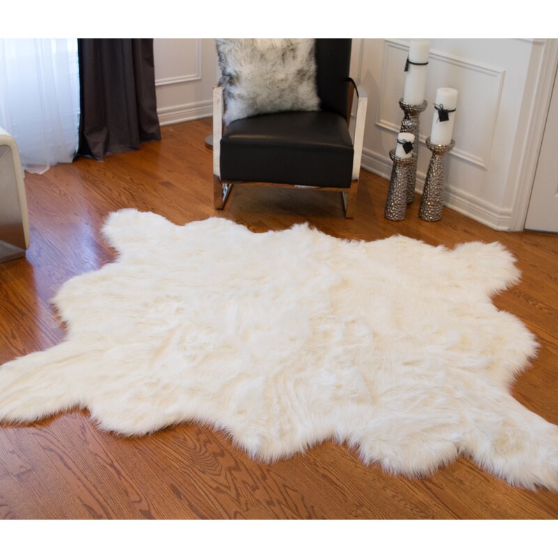 Shayne Faux Sheepskin Off White Area Rug 1197AH