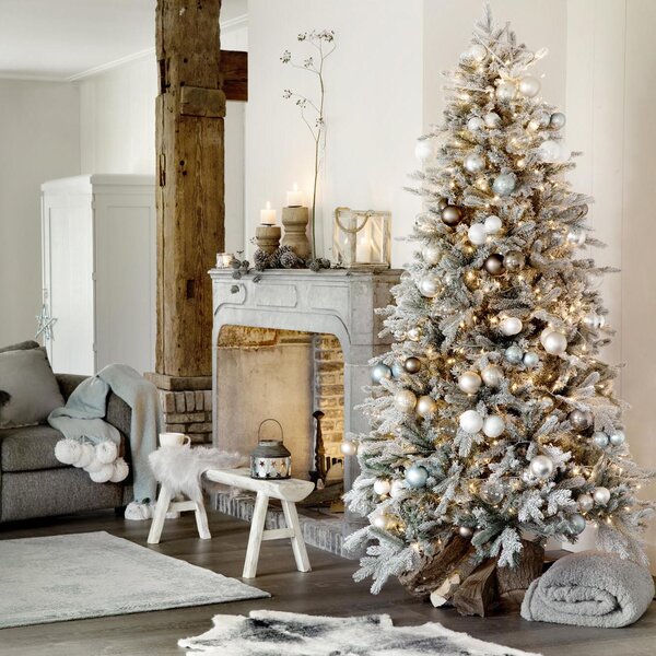 Snowy Imperial White Pine 9' Artificial Christmas Tree 3226RR
