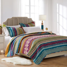 Load image into Gallery viewer, 2 Standard Shams Sohil Standard Cotton 230 TC Reversible Quilt Set, EC1085

