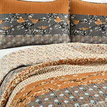 Load image into Gallery viewer, Somerton 100% Cotton 320 TC Reversible 3 Piece Quilt Set, full/queen
