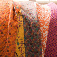 Load image into Gallery viewer, Full/Queen Quilt + 2 Shams Tangerine Somerton Reversible Quilt Set MRM342

