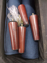 Load image into Gallery viewer, Garren 52.4&quot; Square Arm Tufted Loveseat
