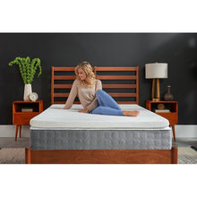 Load image into Gallery viewer, Supreme 3&quot; King Memory Foam Mattress Topper
