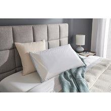 Load image into Gallery viewer, King Cooling Memory Foam Medium Pillow
