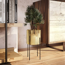 Load image into Gallery viewer, Terrell Ceramic and Metal Pot Planter
